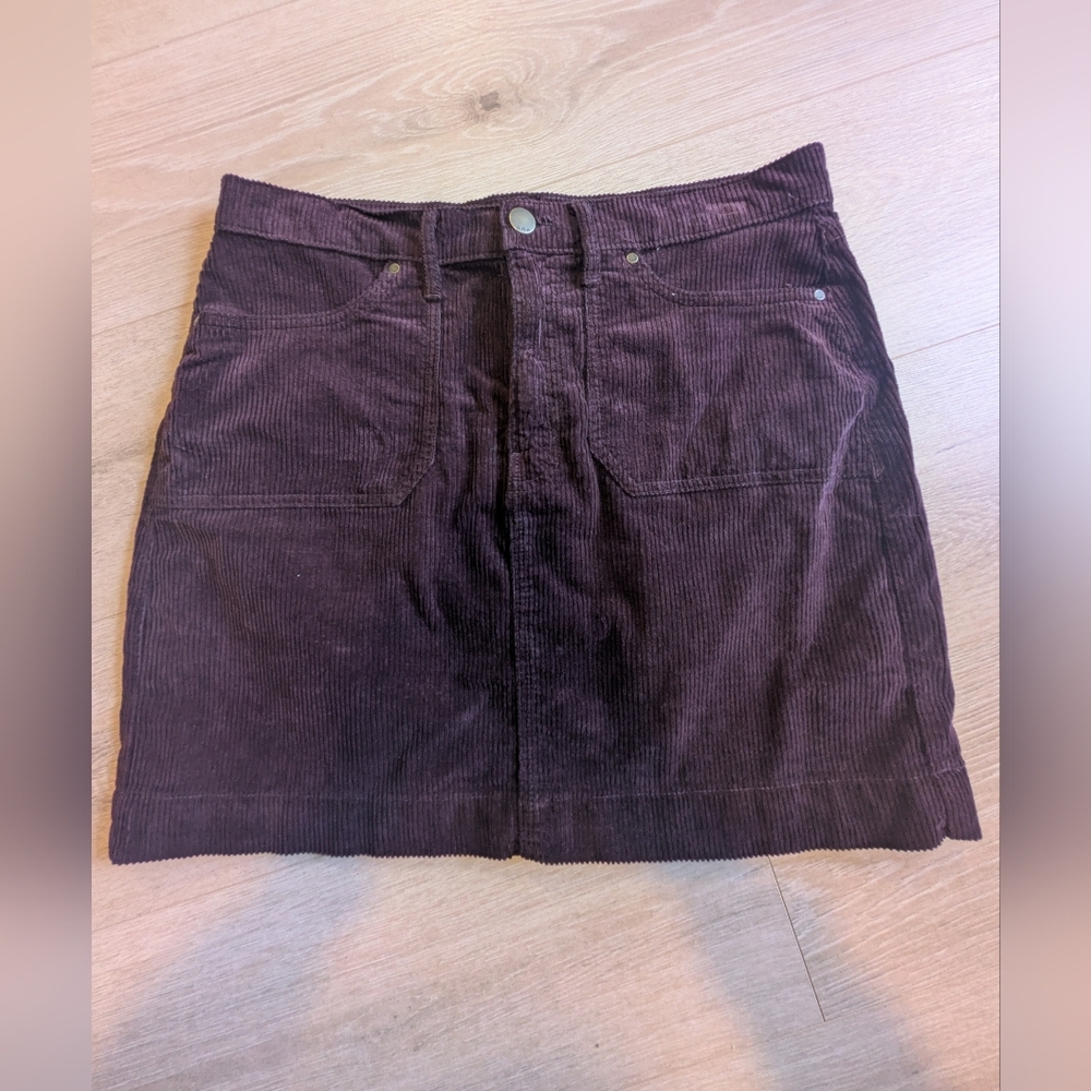 a.n.a High-Rise Corduroy Skirt in Deep Brown